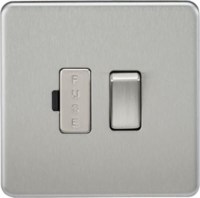 Picture of SWITCHED SPUR   SCREWLESS  PLATE
BRUSHED CHROME