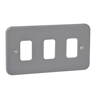 Picture of 3module Metalclad Front Plate